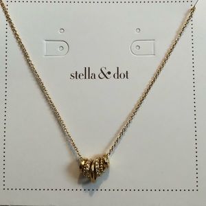 Stella and Dot Loretta Necklace
